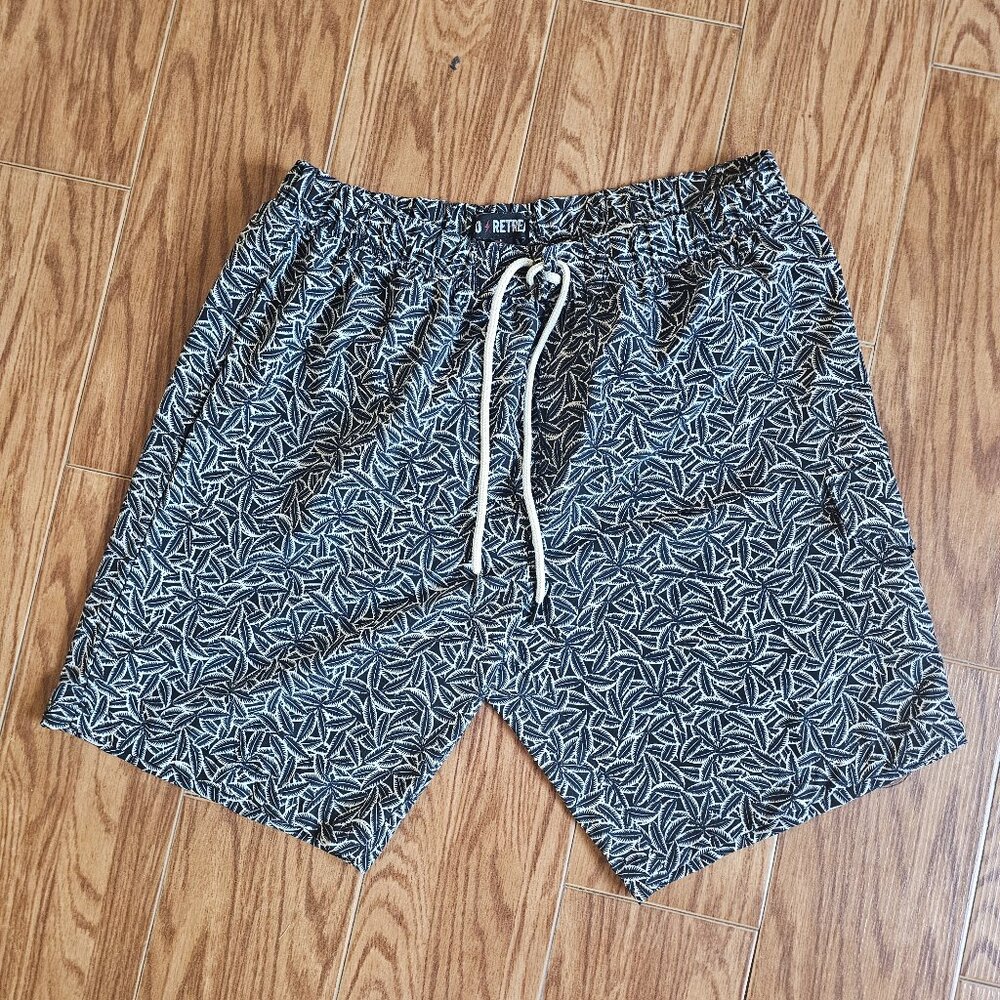 No Retreat Black & Grey Palm Print Pants | Sz Large | Cargo Pockets & Drawstring